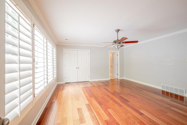 2636 FOX HILL CIR, Germantown, TN 38139