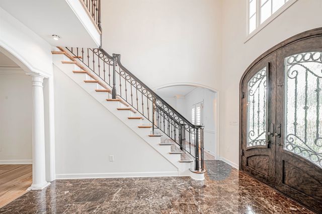 2636 FOX HILL CIR, Germantown, TN 38139