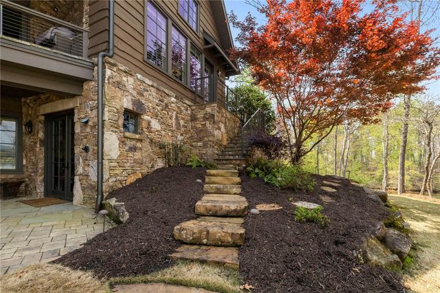 195 Village View Drive, Sunset, SC 29685