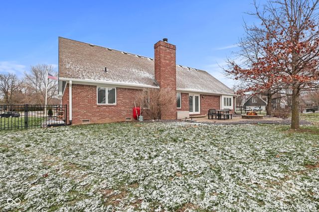 1324 Willow Oak Court, Avon, IN 46123