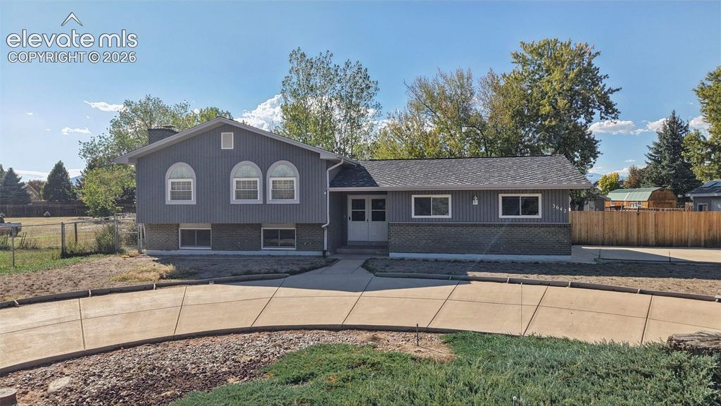 3642 W Cresta Loma Circle, Colorado Springs, CO 80911 — photo 5