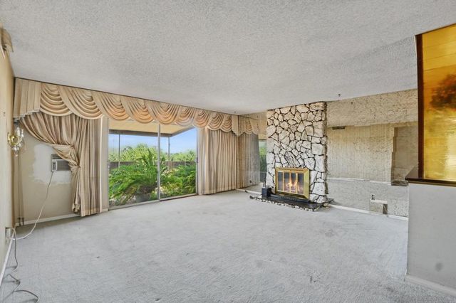 1475 VICKSBURG DR, El Cajon, CA 92021