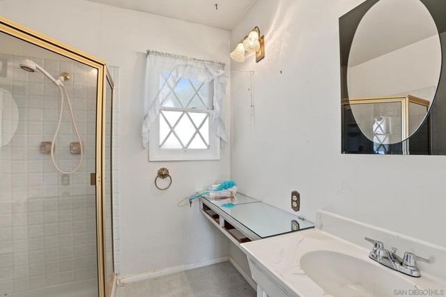 1475 VICKSBURG DR, El Cajon, CA 92021