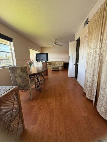 218 Lake Frances Drive, West Palm Beach, FL 33411