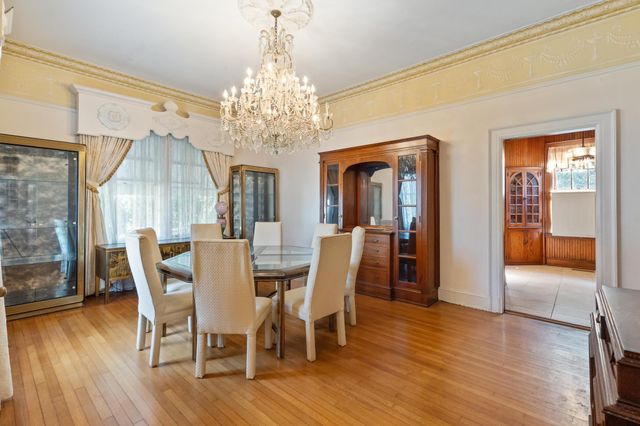 1002 W Pine, Hattiesburg, MS 39401