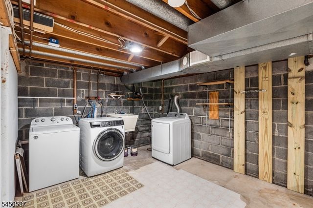624 Robin Rd, Hillsborough Twp., NJ 08844