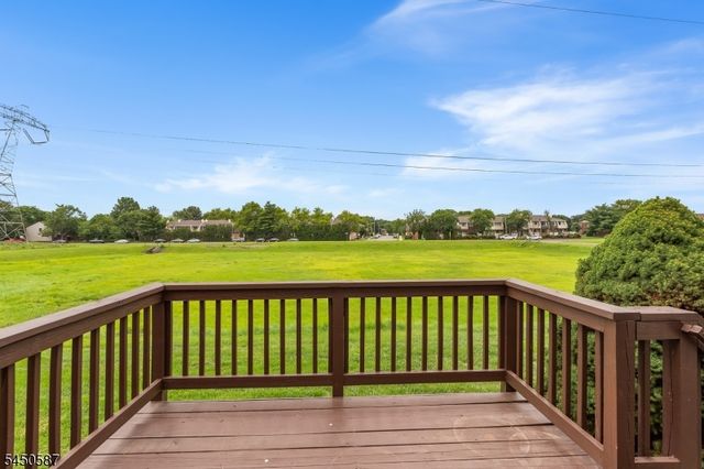 624 Robin Rd, Hillsborough Twp., NJ 08844