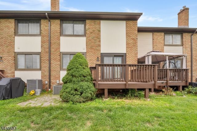 624 Robin Rd, Hillsborough Twp., NJ 08844