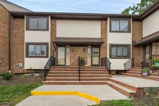 624 Robin Rd, Hillsborough Twp., NJ 08844