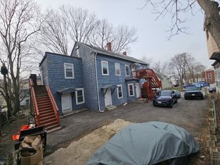 21 John, Worcester, MA 01609