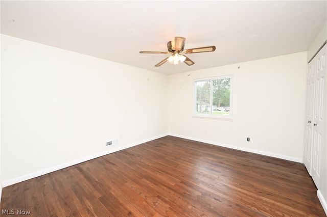 6752 Crestwood Lane, Olmsted Twp, OH 44138