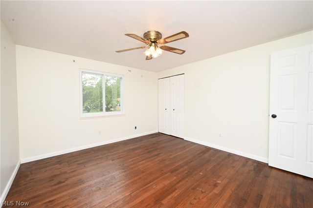 6752 Crestwood Lane, Olmsted Twp, OH 44138