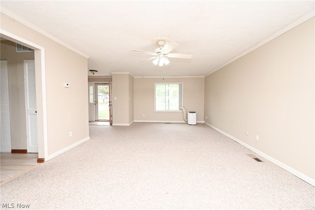6752 Crestwood Lane, Olmsted Twp, OH 44138