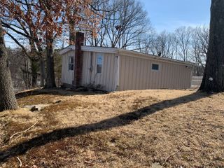 4 Cots Street, Shelton, CT 06484