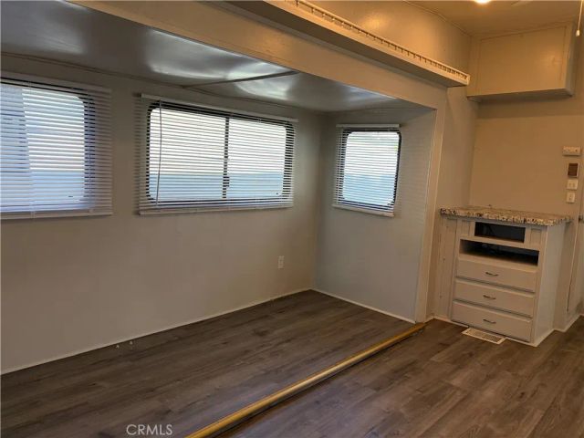 906 Acorn Drive, San Jacinto, CA 92583