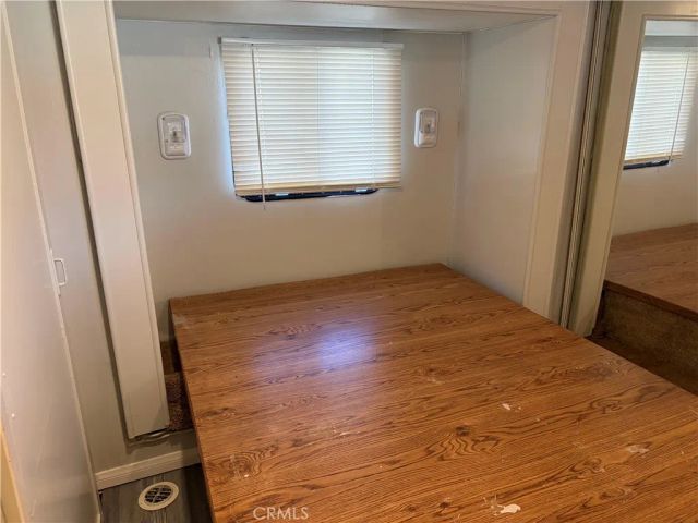 906 Acorn Drive, San Jacinto, CA 92583