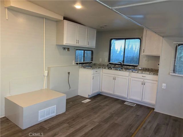 906 Acorn Drive, San Jacinto, CA 92583