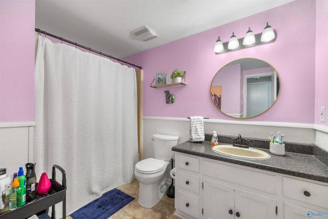 2123 Thunderbird Drive NW, Hartselle, AL 35640