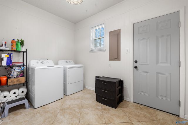 2123 Thunderbird Drive NW, Hartselle, AL 35640