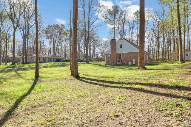 2123 Thunderbird Drive NW, Hartselle, AL 35640