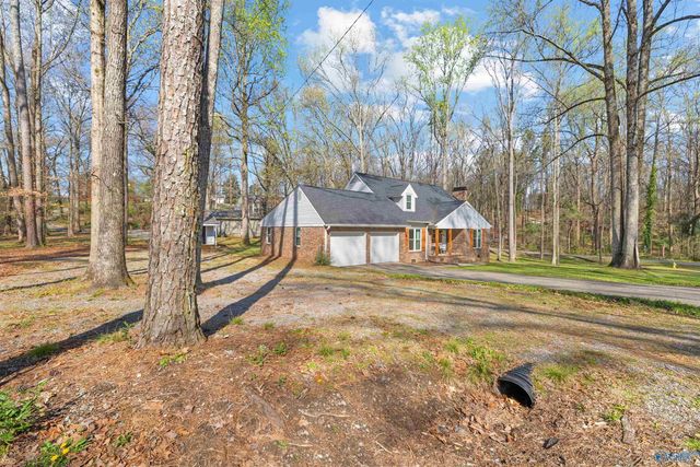 2123 Thunderbird Drive NW, Hartselle, AL 35640