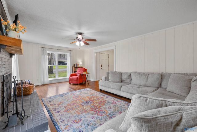 2123 Thunderbird Drive NW, Hartselle, AL 35640