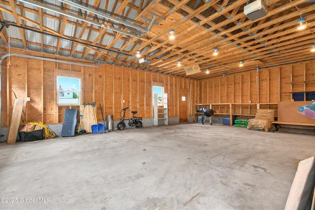 1334 Palma Avenue, Rotterdam, NY 12306