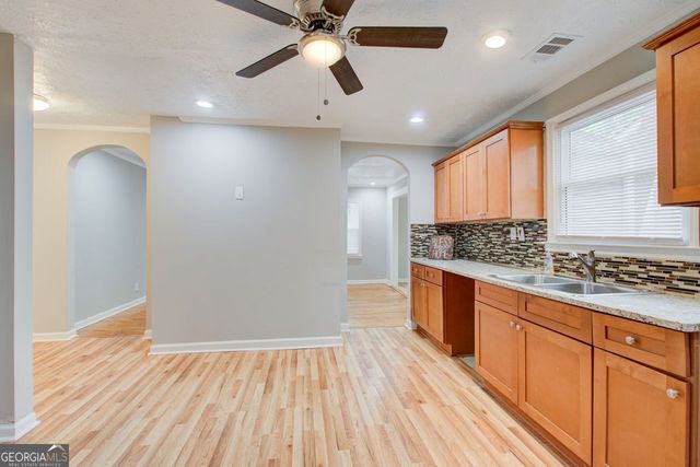 1902 Canterbury Street, Decatur, GA 30032