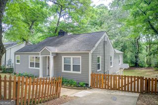 1902 Canterbury Street, Decatur, GA 30032
