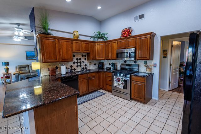 3840 Frontier Drive, Las Cruces, NM 88011