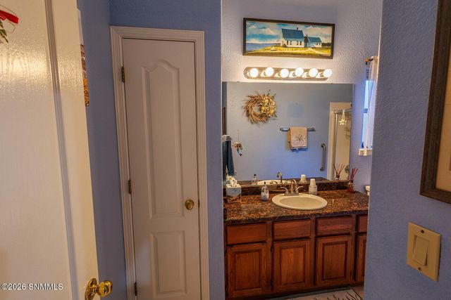 3840 Frontier Drive, Las Cruces, NM 88011