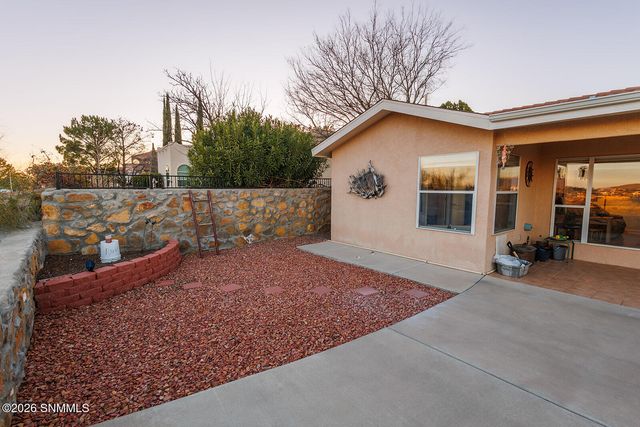 3840 Frontier Drive, Las Cruces, NM 88011