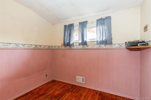 20 Duane Drive, Ronkonkoma, NY 11779