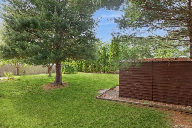 20 Duane Drive, Ronkonkoma, NY 11779
