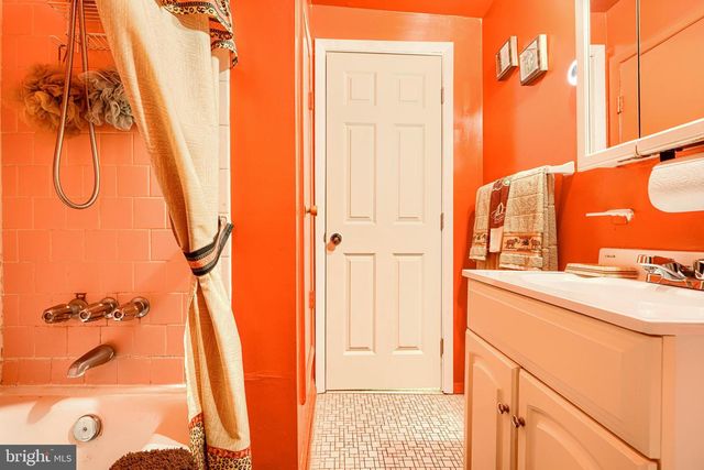 5646 UTRECHT RD, Baltimore, MD 21206