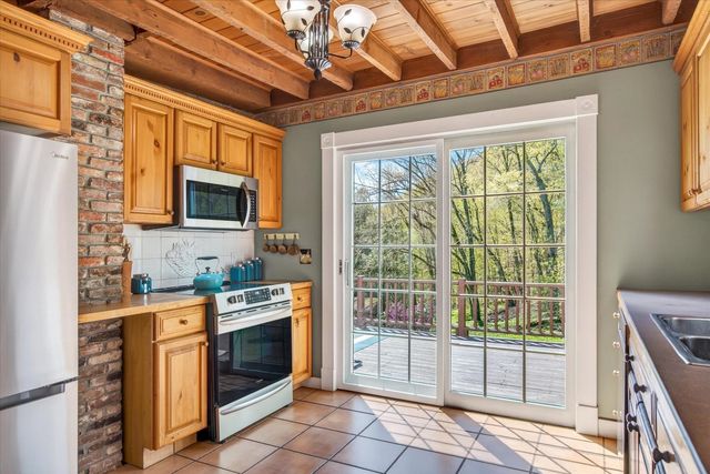 9-11 McGarry Street, Proctor, VT 05765