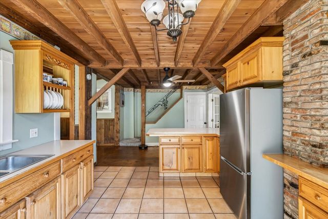 9-11 McGarry Street, Proctor, VT 05765