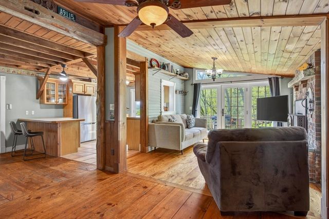 9-11 McGarry Street, Proctor, VT 05765
