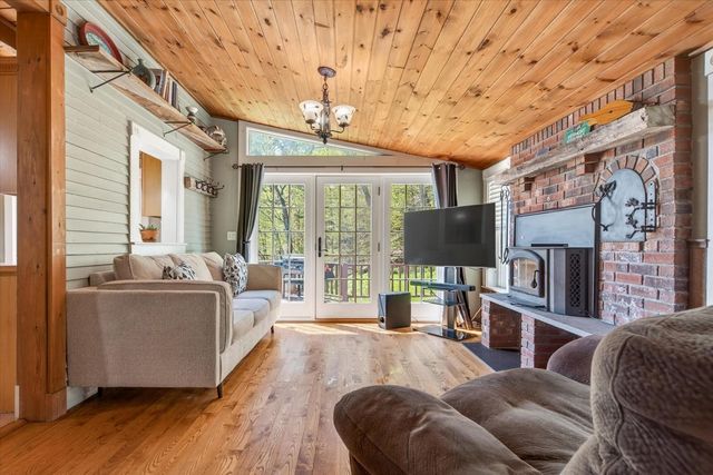 9-11 McGarry Street, Proctor, VT 05765