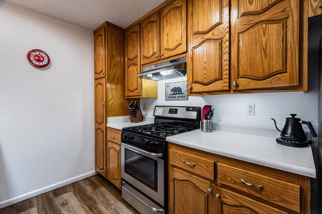 7220 Chickadee Lane NE, Albuquerque, NM 87109