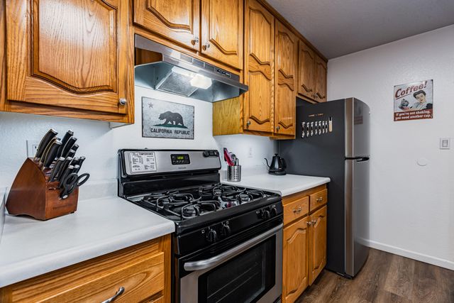 7220 Chickadee Lane NE, Albuquerque, NM 87109