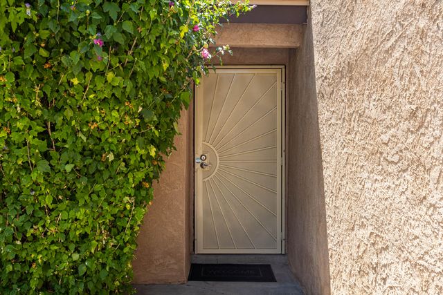 7220 Chickadee Lane NE, Albuquerque, NM 87109