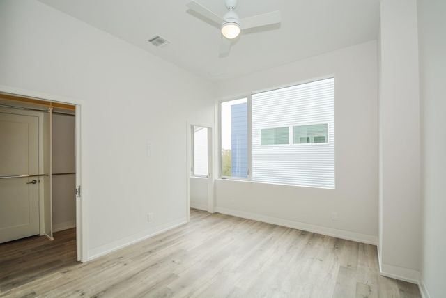 1905 Oakdale Street, Houston, TX 77004