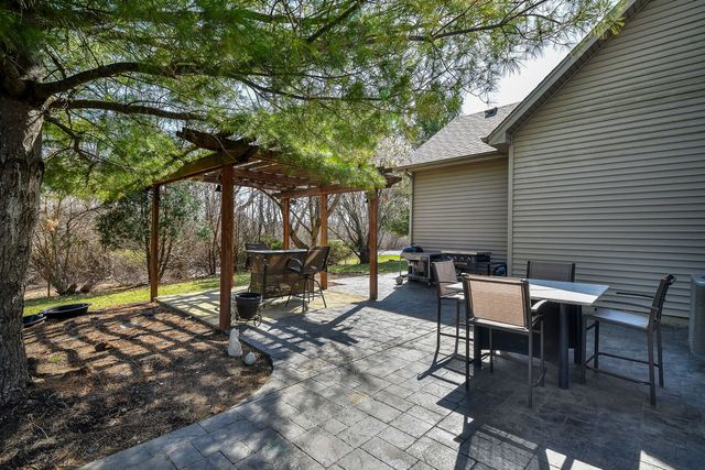 445 Kelly Avenue, Yorkville, IL 60560