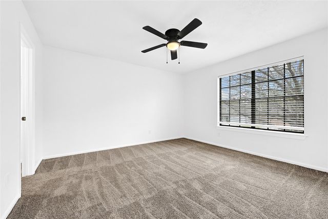 818 Lochnell Drive, Houston, TX 77062