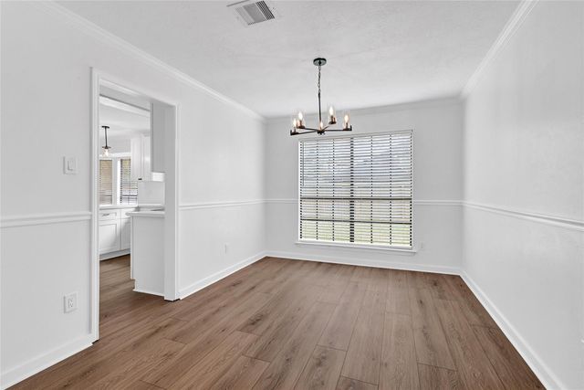 818 Lochnell Drive, Houston, TX 77062