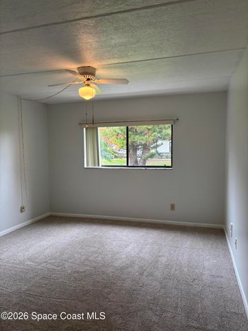 2323 Golf Lake Circle 1111, Melbourne, FL 32935