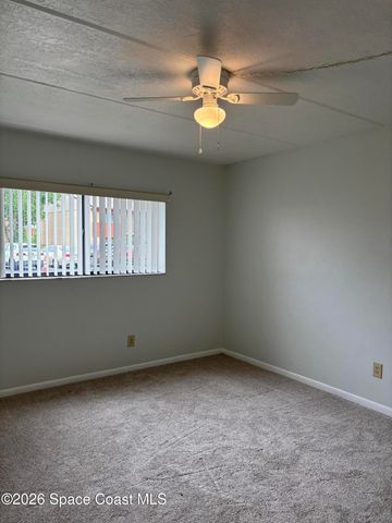 2323 Golf Lake Circle 1111, Melbourne, FL 32935