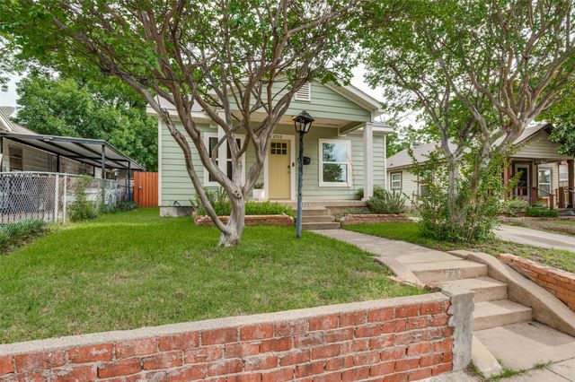 2723 Sharon Street, Dallas, TX 75211