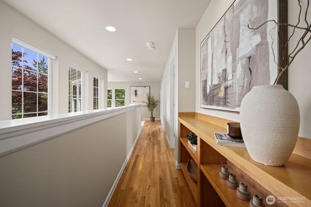 533 3rd Avenue S, Kirkland, WA 98033